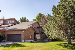 1685 Village Round Dr, Park City, UT 84098 - Photo 1
