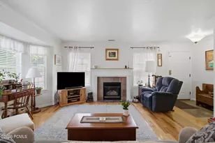 58 S Geneva Dr, Midway, UT 84049 - Photo 2