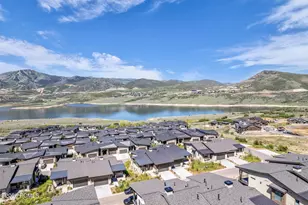 11589 N Deepwater Dr, Hideout, UT 84036 - Photo 46