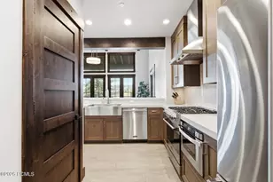 8136 Western Sky, Park City, UT 84098 - Photo 18