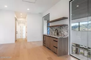 693 E Longview Dr, Hideout, UT 84036 - Photo 30