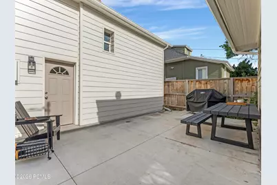 1046 Lincoln Street, Salt Lake City, UT 84105 - Photo 22