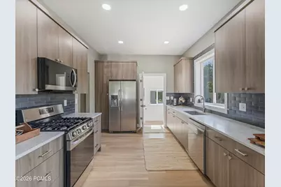 1046 Lincoln Street, Salt Lake City, UT 84105 - Photo 8