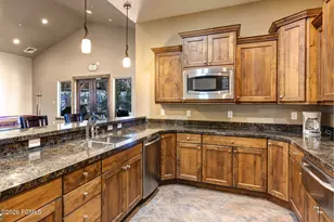 13201 N Alexis Dr, Hideout, UT 84036 - Photo 50