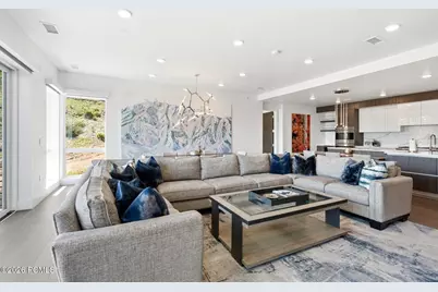 2752 High Mountain Road #102, Park City, UT 84098 - Photo 4