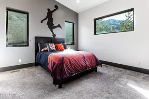 9351 S Granite Vista Dr, Cottonwood Heights, UT 84092 - Photo 26