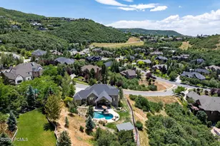 407 Hidden Lake Dr, Bountiful, UT 84010 - Photo 26