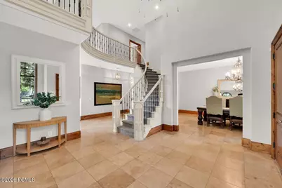 5083 S Clarenden Place, Salt Lake City, UT 84117 - Photo 8