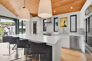 328 Woodside Ave, Park City, UT 84060 - Photo 4