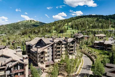 8880 Empire Club Drive #315, Park City, UT 84060 - Photo 2
