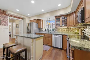 4521 S Countrylane Rd, Millcreek, UT 84117 - Photo 4