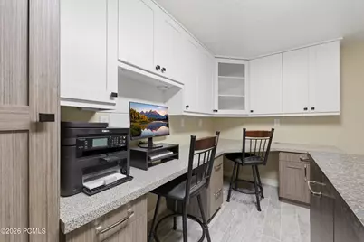 4521 S Countrylane Road, Millcreek, UT 84117 - Photo 36