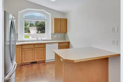 2453 E 525 E, Ogden, UT 84414 - Photo 12