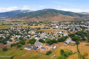 239 W 250 N, Kamas, UT 84036 - Photo 10