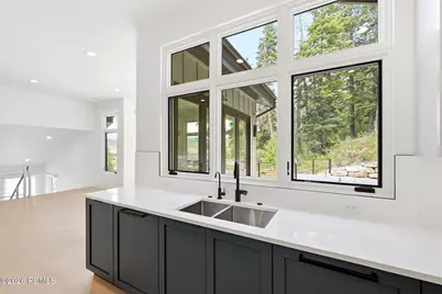 4043 W Crest Court, Park City, UT 84098 - Photo 8