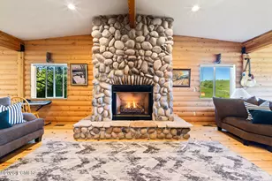 17017 Ant Flat Rd, Huntsville, UT 84317 - Photo 10