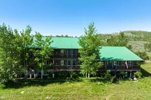 17017 Ant Flat Rd, Huntsville, UT 84317 - Photo 2