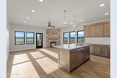 1124 W Vos Circle #204, Heber City, UT 84032 - Photo 4