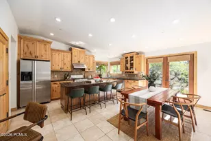 7813 Susans Cir, Park City, UT 84098 - Photo 8