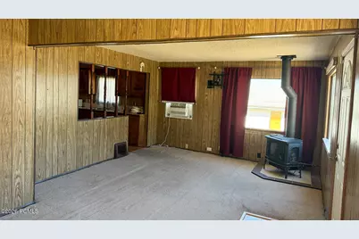 369 N 400, East Carbon, UT 84520 - Photo 4