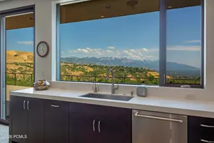 350 E Capitol Oaks Ln, Salt Lake City, UT 84103 - Photo 36