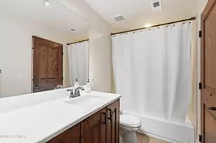 1306 Maple Dr, Huntsville, UT 84317 - Photo 28