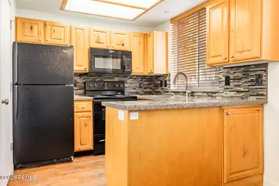 1600 W Pinebrook Boulevard #Apt G1, Park City, UT 84098 - Photo 2