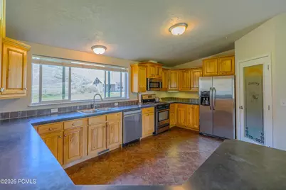 29706 Old Lincoln Highway, Wanship, UT 84017 - Photo 6