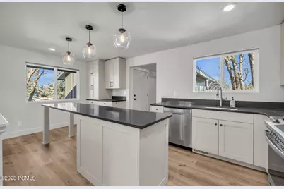6236 N Countryside Circle, Park City, UT 84098 - Photo 6