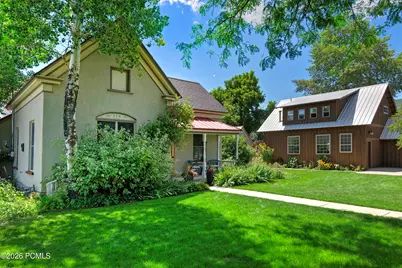 261 W 500, Midway, UT 84049 - Photo 2