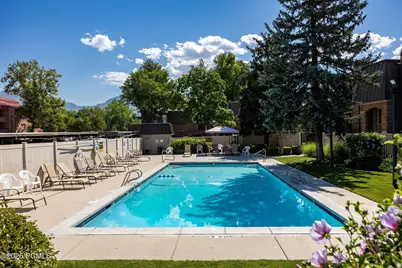4878 S Highland Circle #Apt 2, Holladay, UT 84117 - Photo 12