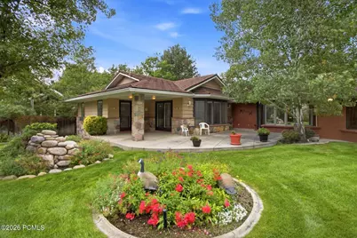 2120 E Applewood Avenue, Holladay, UT 84121 - Photo 14