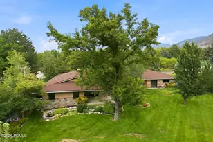 2120 E Applewood Ave, Holladay, UT 84121 - Photo 74
