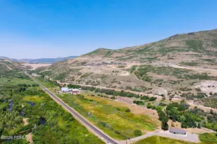 5251 N Woodway Dr, Heber City, UT 84032 - Photo 10