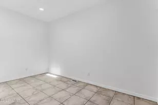 44 W 200 N, Bountiful, UT 84010 - Photo 28
