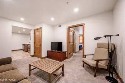 2260 Park Avenue #9, Park City, UT 84060 - Photo 6
