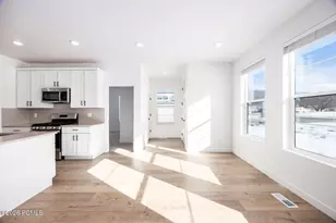 3068 Clover Ct, Francis, UT 84036 - Photo 10