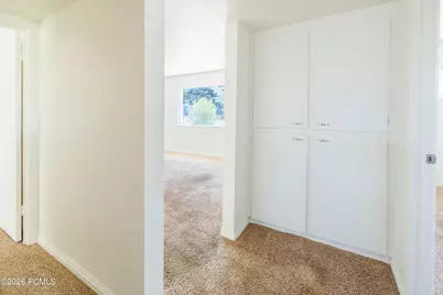 4586 W 5135, Salt Lake City, UT 84118 - Photo 6