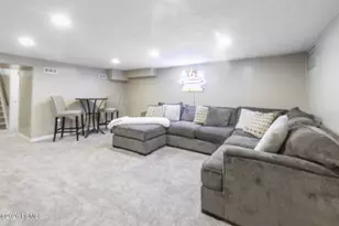 907 E Maple St, Ogden, UT 84403 - Photo 26
