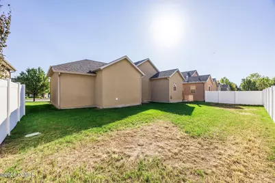 5271 Swift Water Way, West Jordan, UT 84081 - Photo 32