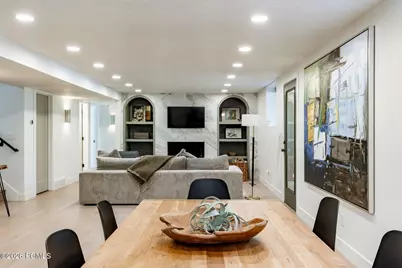1961 E Logan Avenue, Salt Lake City, UT 84108 - Photo 26