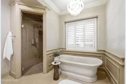 5579 S Walker Woods Lane, Holladay, UT 84117 - Photo 24