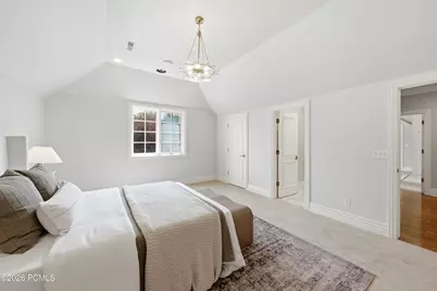 5579 S Walker Woods Lane, Holladay, UT 84117 - Photo 36