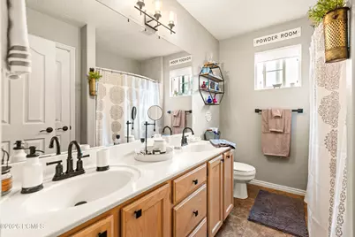 886 N Hamlet Circle Circle, Midway, UT 84049 - Photo 18