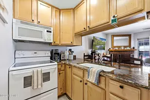 1637 Shortline Rd, Park City, UT 84060 - Photo 8
