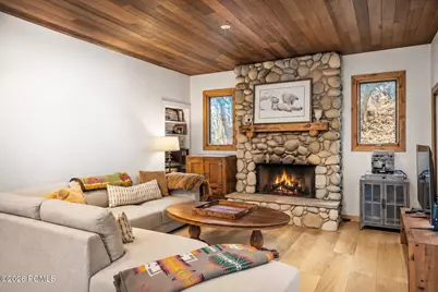 1445 Crescent Road, Park City, UT 84060 - Photo 2