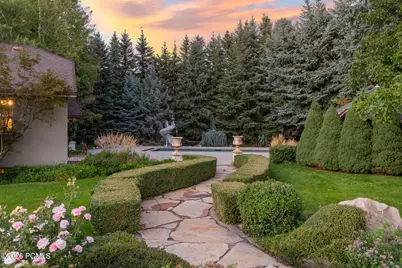 2238 E Cottonwood Cove Lane, Cottonwood Heights, UT 84121 - Photo 110