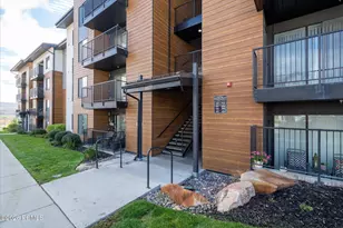 6617 Serviceberry Dr, Park City, UT 84098 - Photo 2