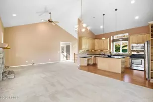 7396 Brook Hollow Loop Rd, Park City, UT 84098 - Photo 8