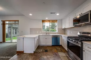 6078 N Fox Pointe Cir, Park City, UT 84098 - Photo 12